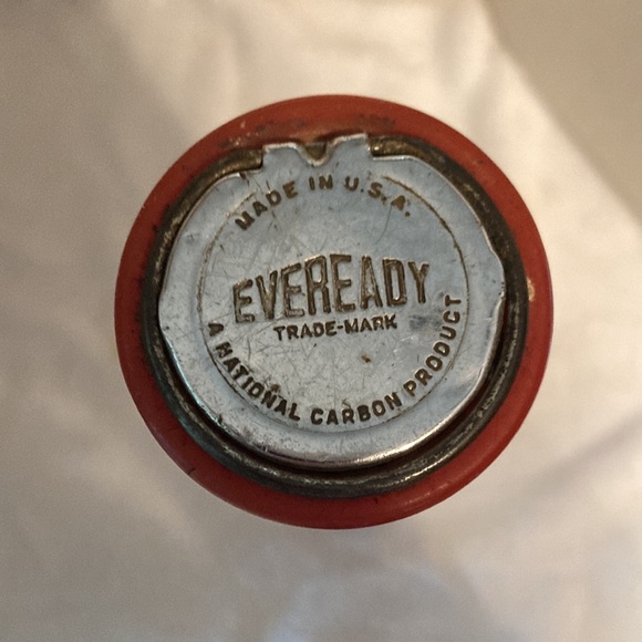 Vintage Slim Jim Eveready MasterLite flashlight Works great Takes 5 D Batteries - Picture 4 of 6